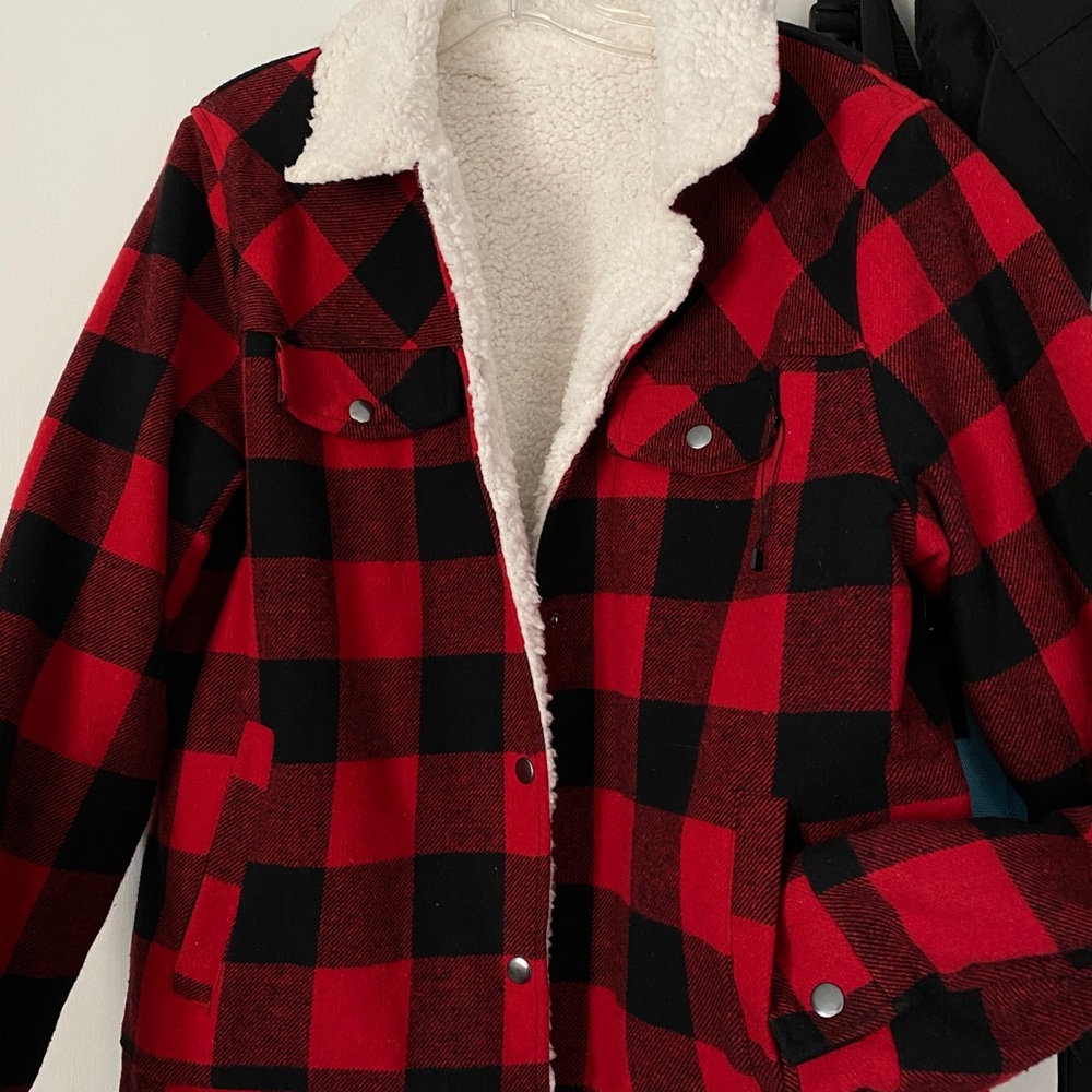 Buffalo Red plaid jacket Sherpa lined inside- Large